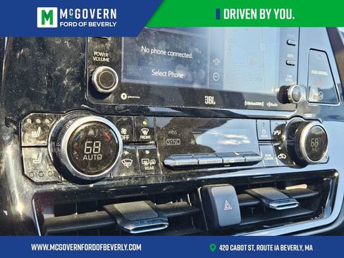 Used 2022 Toyota Highlander Limited AWD/4WD image 23