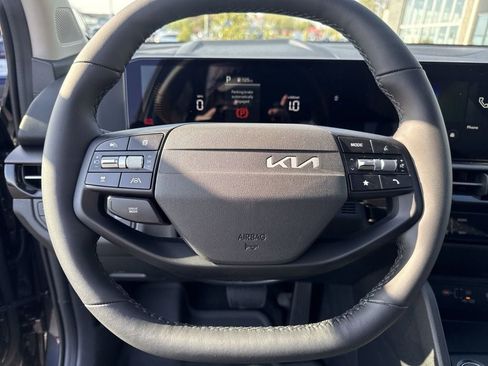 New 2026 Kia Sportage LX FWD image 15