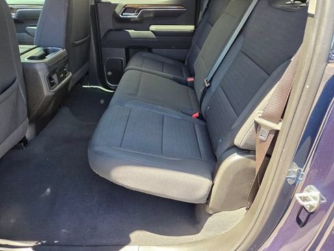 Used 2023 Chevrolet Silverado 1500 LT RWD image 11