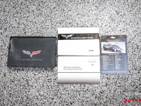 Used 2006 Chevrolet Corvette Convertible w/ Preferred Equipment Group RWD image 32