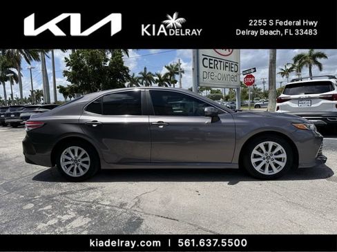 Used 2020 Toyota Camry LE FWD image 2