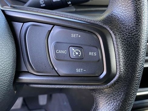 Used 2021 Jeep Wrangler Unlimited Sport image 19