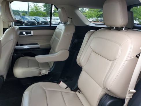 Certified 2023 Ford Explorer XLT w/ Equipment Group 202A AWD/4WD image 32