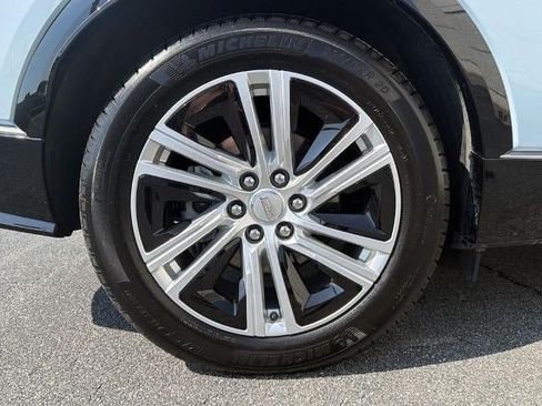 Certified 2024 Cadillac Lyriq Tech AWD/4WD image 17