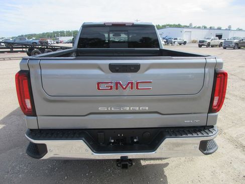 New 2026 GMC Sierra 1500 SLT w/ SLT Premium Plus Package AWD/4WD image 5