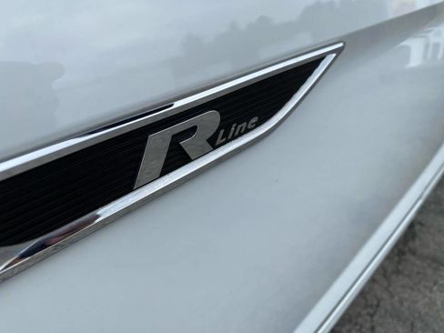 Used 2019 Volkswagen Atlas SEL R-Line image 33