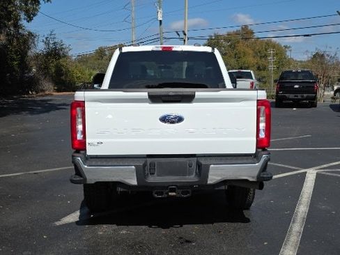 Certified 2025 Ford F250 XLT image 11