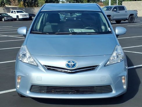Used 2012 Toyota Prius V Five image 6