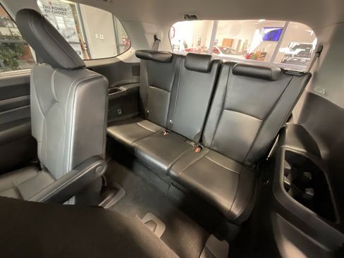 Used 2024 Toyota Grand Highlander Platinum image 23