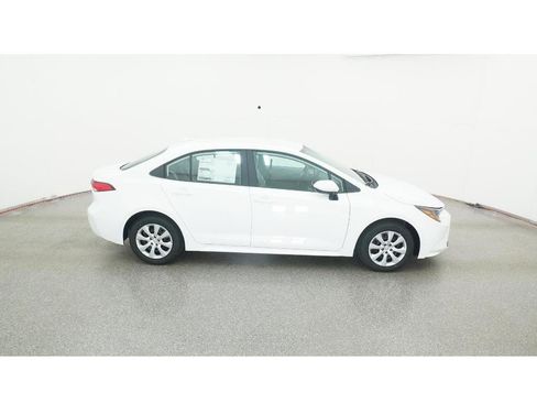 New 2026 Toyota Corolla LE image 11