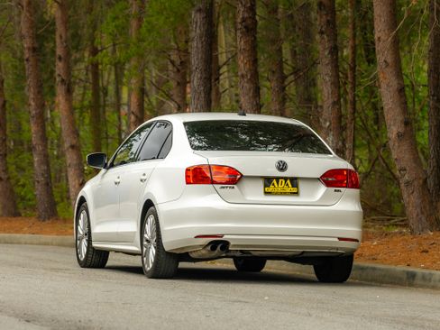 Used 2014 Volkswagen Jetta SEL image 47
