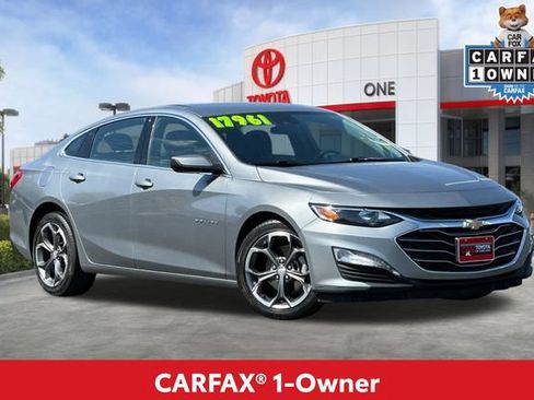 Used 2024 Chevrolet Malibu LT FWD image 2