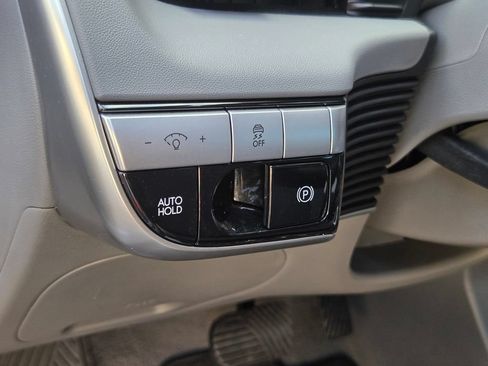 Used 2024 Hyundai Ioniq 5 SE RWD image 19