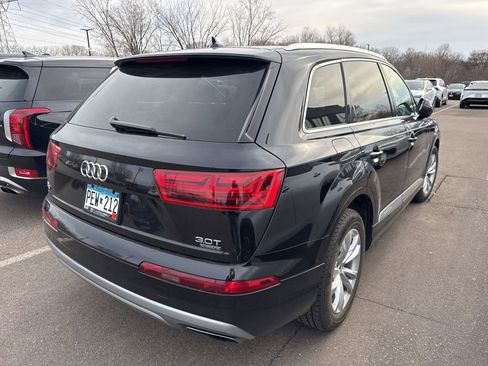 Used 2017 Audi Q7 3.0T Premium image 11