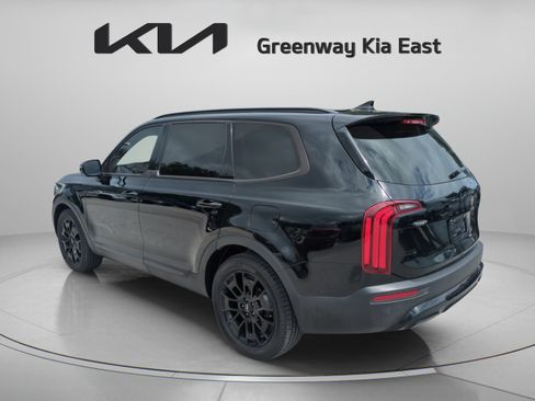 Used 2022 Kia Telluride SX w/ Nightfall Edition Package AWD/4WD image 7
