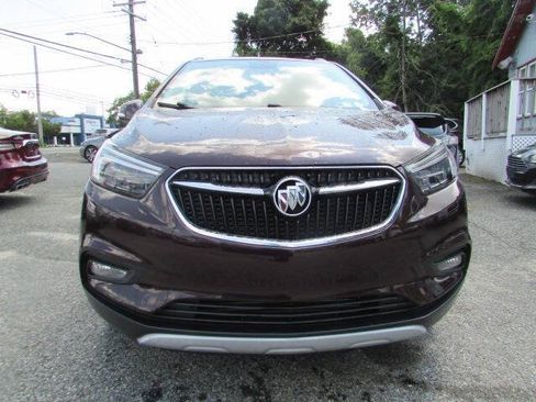 Used 2017 Buick Encore Essence AWD/4WD image 2