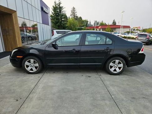 Used 2007 Ford Fusion SE FWD image 8