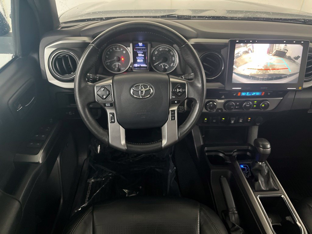 Used 2019 Toyota Tacoma Limited AWD/4WD image 30