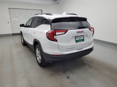 Used 2023 GMC Terrain SLE w/ Driver Convenience Package AWD/4WD image 5