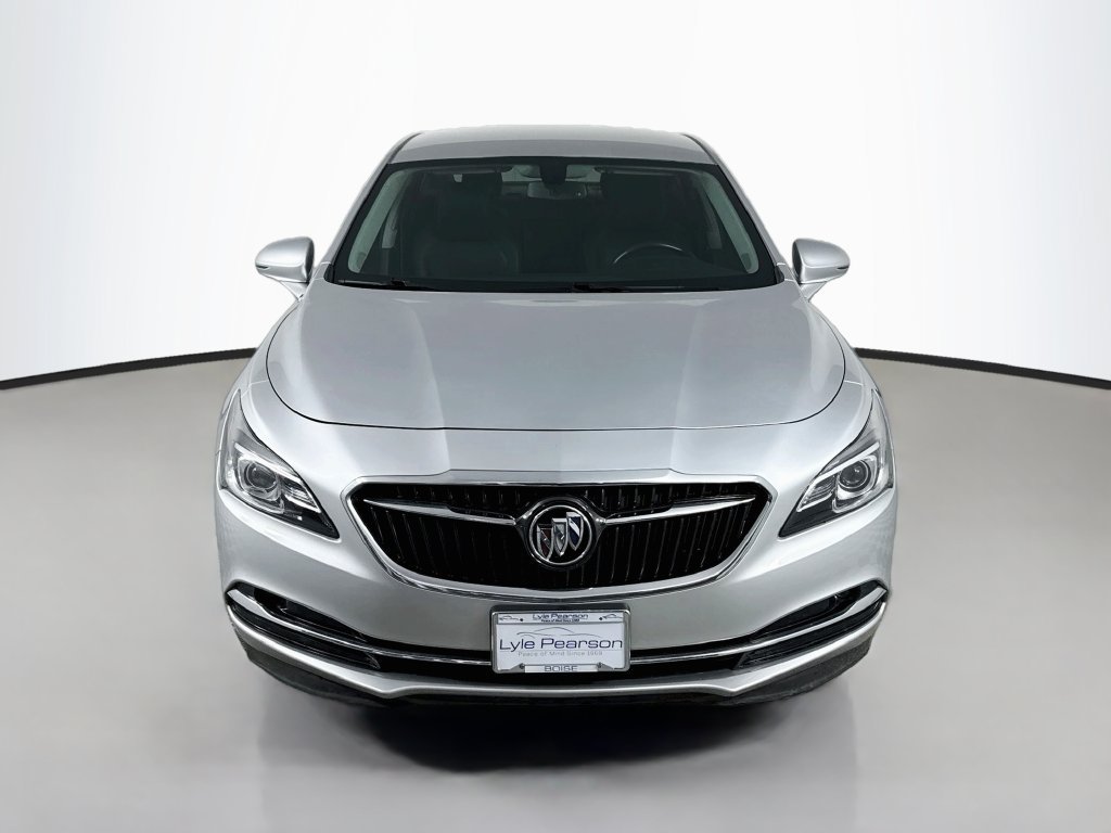 Used 2017 Buick LaCrosse Essence FWD image 6