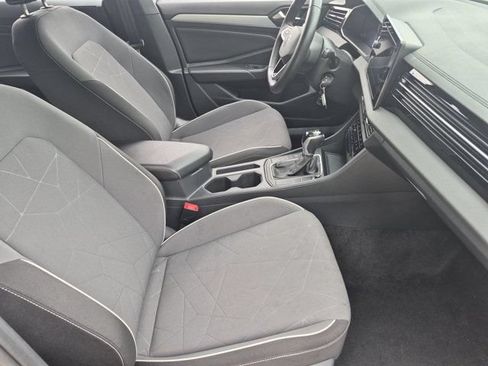 Used 2025 Volkswagen Jetta Sport FWD image 30