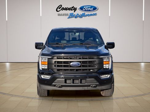 Used 2023 Ford F150 Lariat w/ Max Trailer Tow Package AWD/4WD image 12