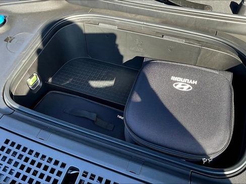 New 2026 Hyundai Ioniq 9 SEL image 17