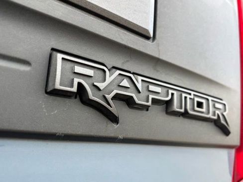Certified 2023 Ford F150 Raptor w/ Raptor Carbon Fiber Package image 18