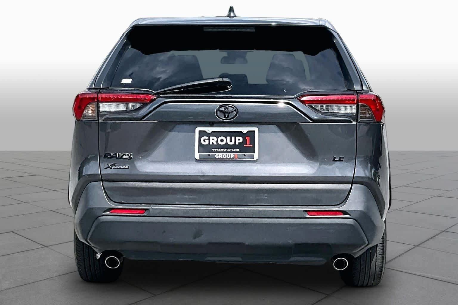 Used 2023 Toyota RAV4 LE FWD image 5