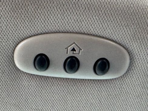 Used 2021 Lincoln Nautilus Reserve image 21