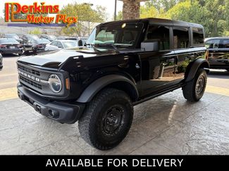 Used 2024 Ford Bronco Black Diamond AWD/4WD video 1