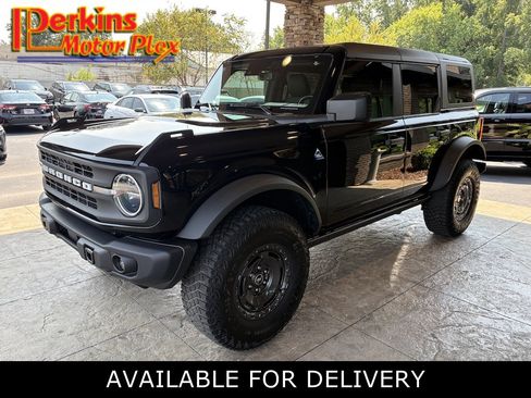 Used 2024 Ford Bronco Black Diamond AWD/4WD image 1