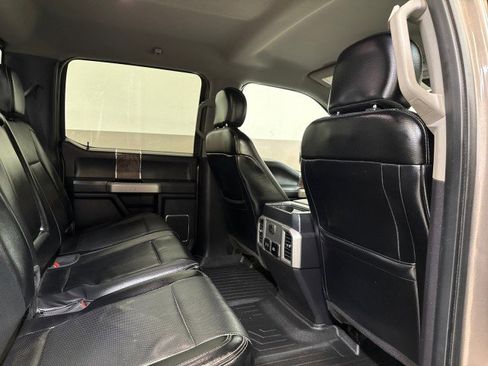 Used 2018 Ford F250 Lariat w/ Camper Package image 70