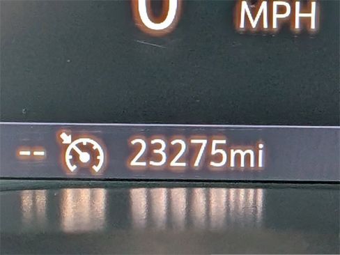 Used 2021 Chevrolet Colorado ZR2 w/ ZR2 Midnight Special Edition image 36