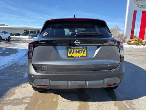Used 2026 Nissan Kicks SV w/ SV Premium Package AWD/4WD image 6
