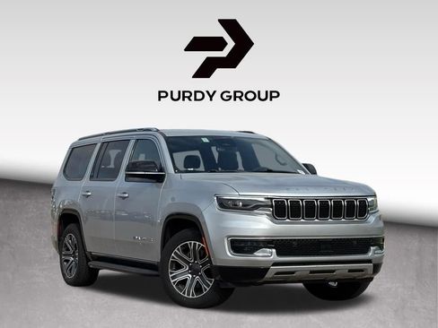 Used 2024 Jeep Wagoneer Series II w/ Flexible Seating Group image 1