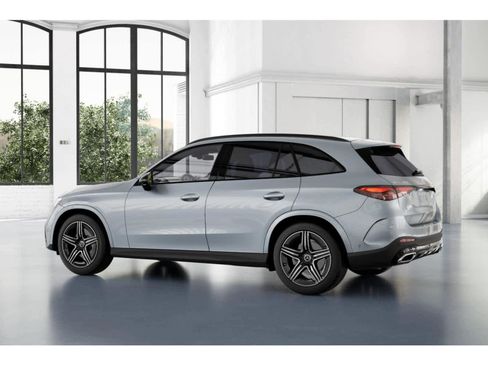 Used 2026 Mercedes-Benz GLC 300 4MATIC image 30