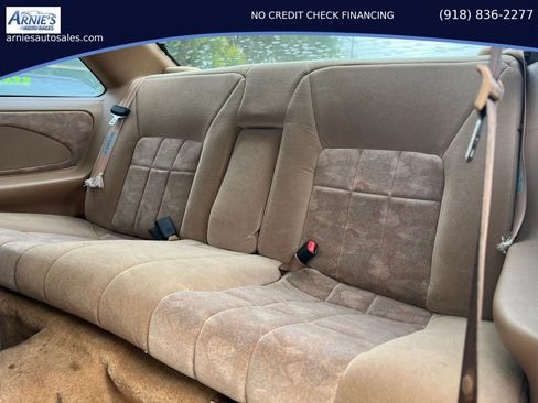 Used 1996 Ford Thunderbird LX RWD image 5
