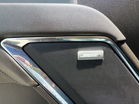 Used 2023 GMC Sierra 1500 SLT AWD/4WD image 10