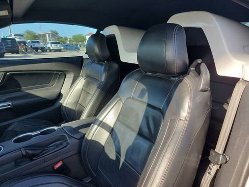 Used 2019 Ford Mustang GT Premium w/ Equipment Group 401A RWD image 14