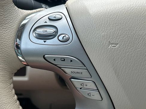Used 2016 Nissan Murano Platinum w/ Platinum Technology Package FWD image 27