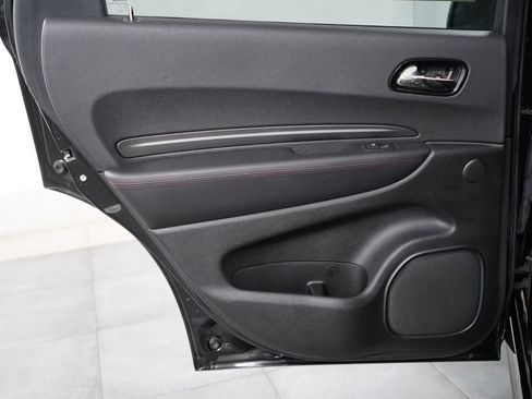 Used 2021 Dodge Durango R/T w/ Technology Group AWD/4WD image 29