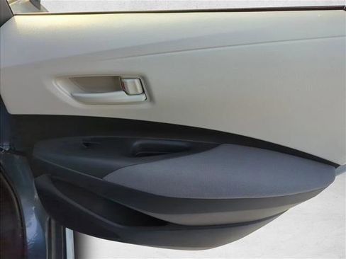 Used 2022 Toyota Corolla LE image 24