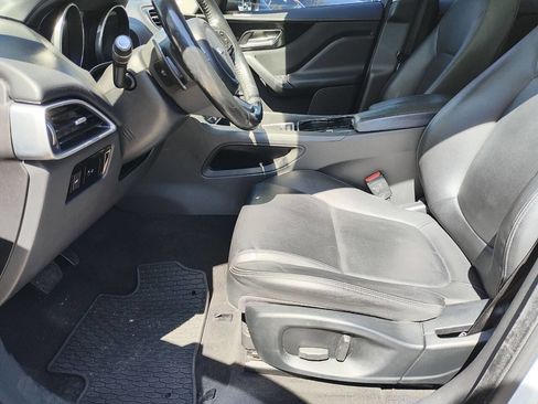 Used 2017 Jaguar F-PACE Premium AWD/4WD image 29