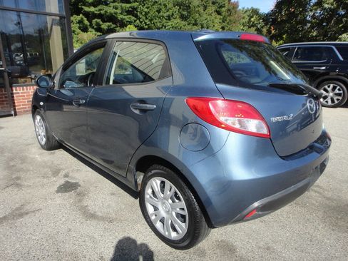 Used 2014 MAZDA MAZDA2 Sport image 4