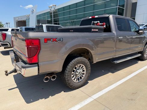 Used 2020 Ford F350 XLT w/ XLT Premium Package AWD/4WD image 14