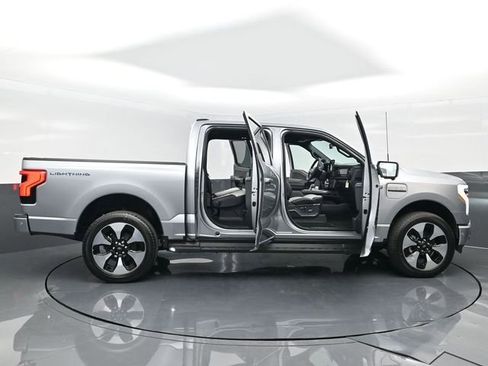 New 2023 Ford F150 Lightning Platinum image 27