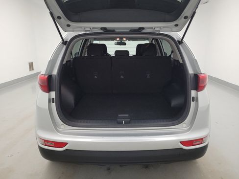 Used 2018 Kia Sportage LX FWD image 29