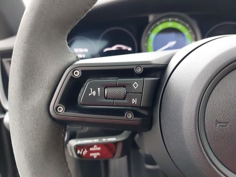 Used 2024 Porsche 911 Carrera T image 17