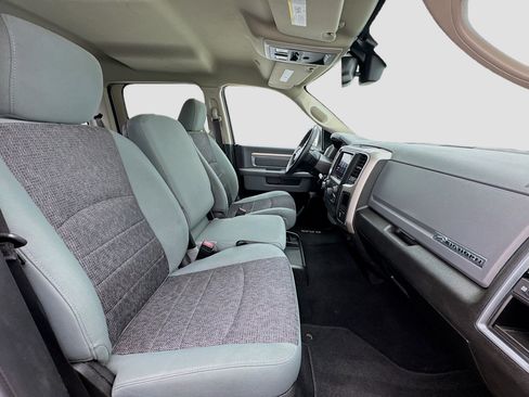 Used 2019 RAM 1500 Big Horn image 19